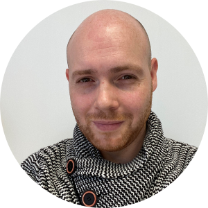 William, Chargé de communication